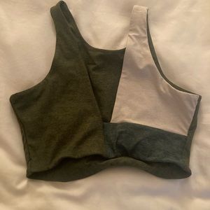 Outdoor voices top M